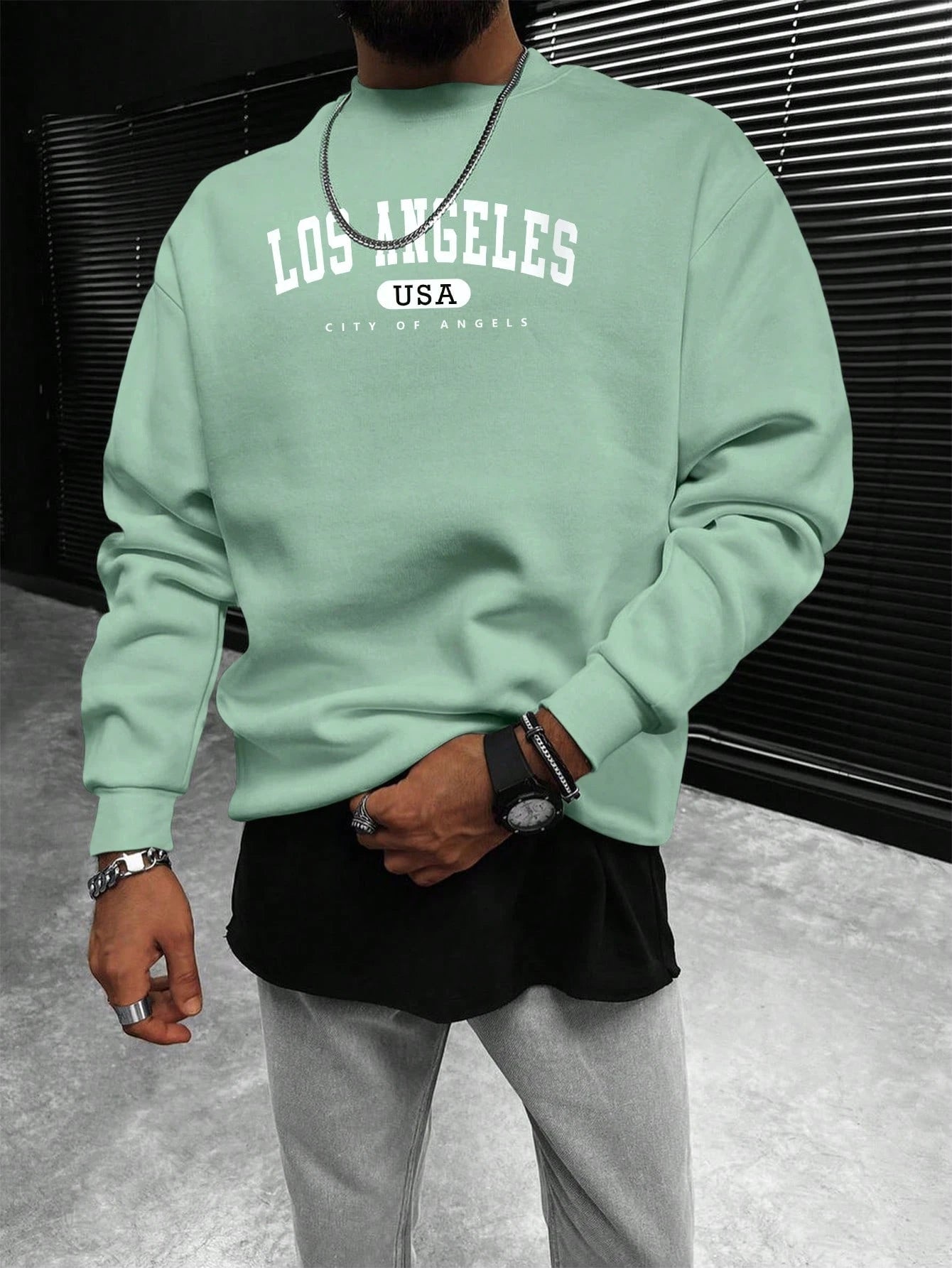 Manfinity Sporsity Men Letter Graphic Sweatshirt Going Out Crew Neck Letter Los Angeles Long Sleeve Casual Sweatshirt, for Friends, Husband, Boyfriend Gifts, Los Angeles Hoodie, Men Sweatshirt, Men Pullover Hoodie